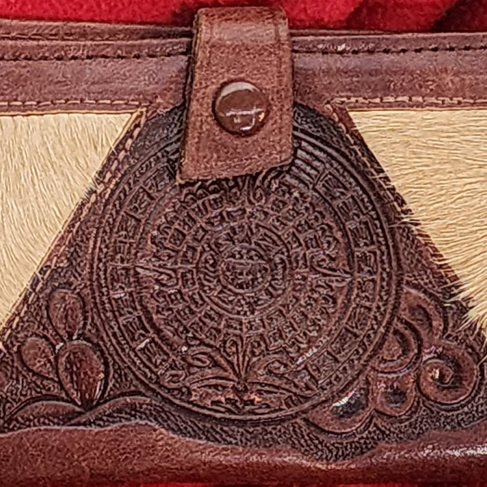 Genuine Handmade Hair-on-Hide Leather Hand Tooled from Mexico Picture Wallet - Picture 2 of 16
